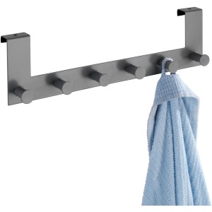 Wenko Türgarderobe Celano Grau mit 6 Haken und blauem Handtuch.
