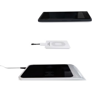 Induktiver Ladeadapter mit Micro-USB für Smartphones und Tablets.