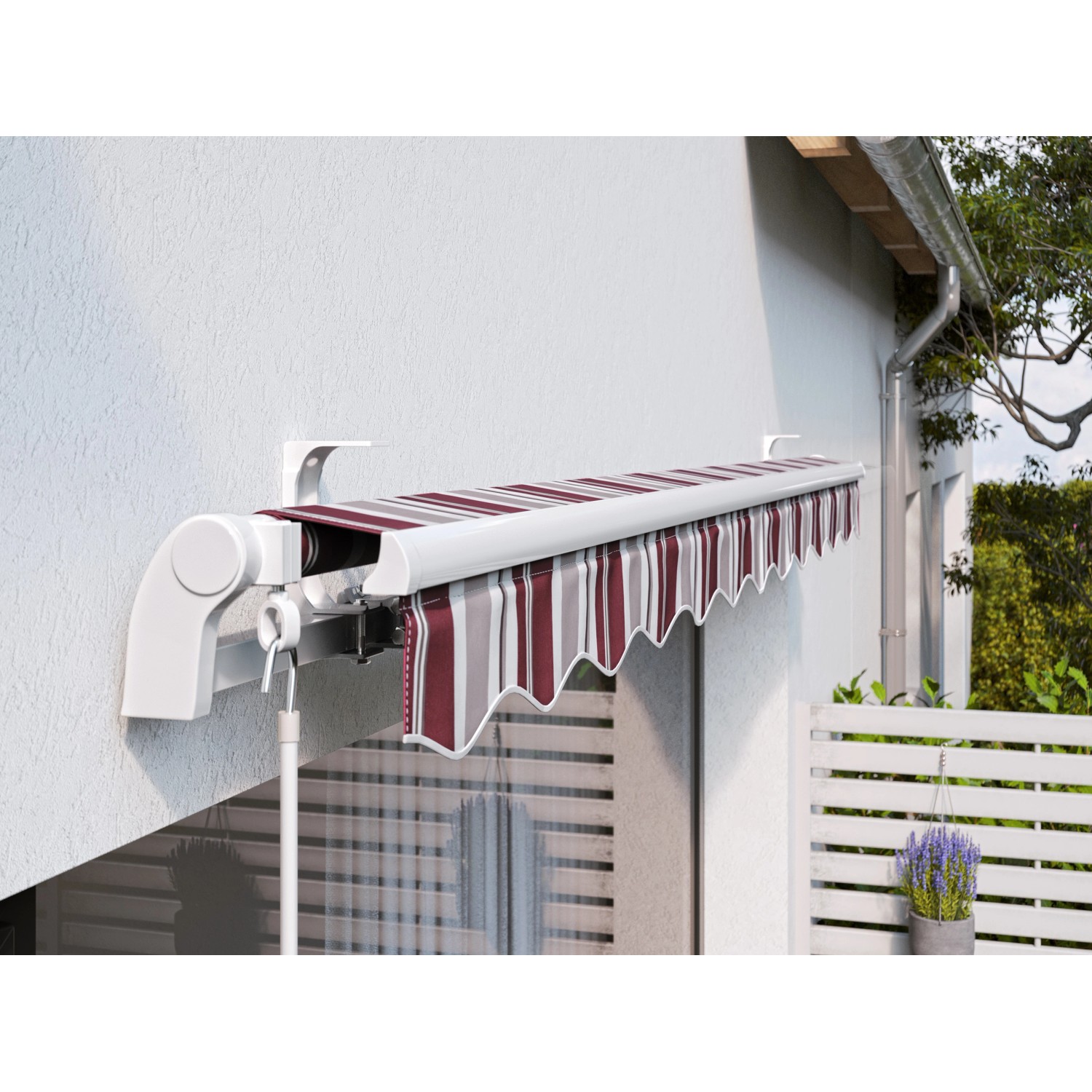 Gelenkarmmarkise Aventura 3x2m in Bordeaux-Beige-Weiß, montiert an einer weißen Hauswand.