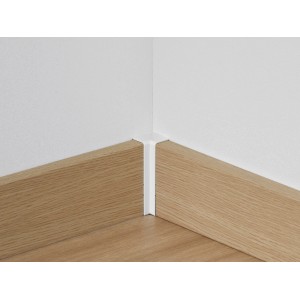 Weiße Parador Innenecke für Laminat/Parkett Sockelleisten SL 3/6/18, variable Anpassung.