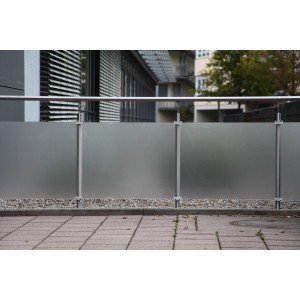 Geländer mit satinierter Acrylglas-Füllung, 1500x673x8 mm, für Treppen & Geländer.