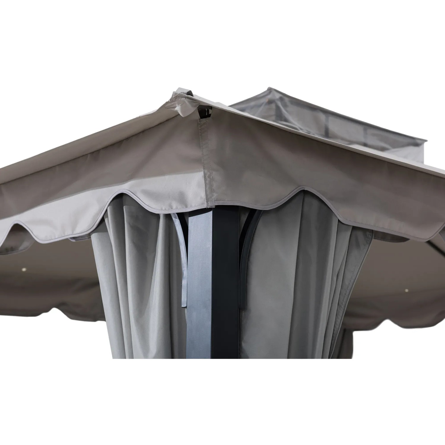 Detailansicht des grauen Sunjoy Gazebo Stoj Pavillons mit Stoffdach und Vorhängen.