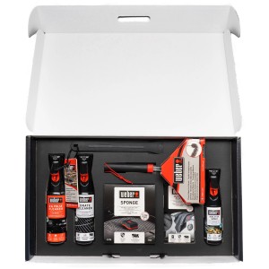 Weber Reinigungsset für Q & Pulse Grills, 8-teilig, mit Bürste, Reiniger, Schaber, Schwämme und Tuch.