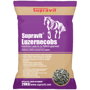 Supravit Luzernecobs Pferdefutter 20 kg. Lila-beiger Sack mit Pellets, Pferdesilhouette. Energiereich, mit Carotin.