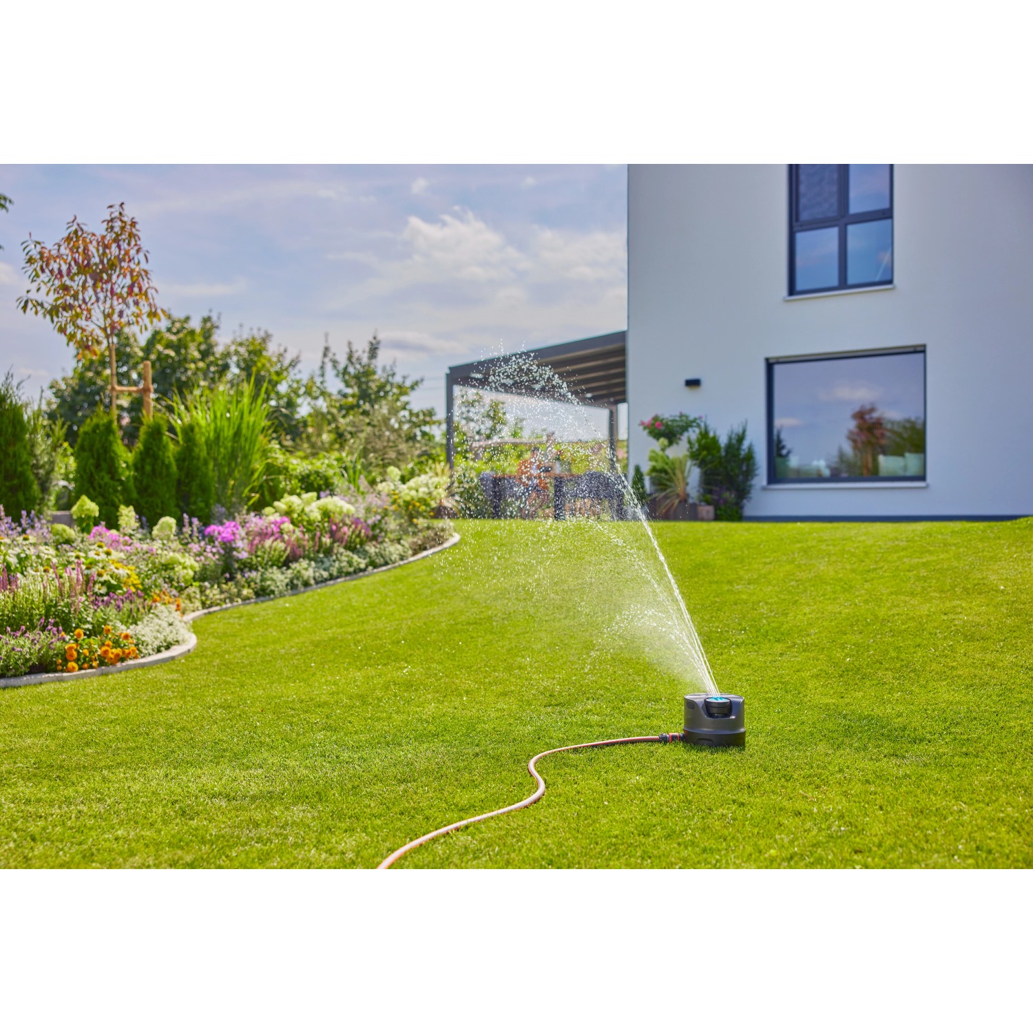 Gardena Bewässerungssystem AquaPrecise Solarbetrieben für Rasen kaufen