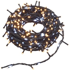 Aufgerollte OBI LED Lichterkette mit 424 warmweißen und kaltweißen LEDs auf schwarzem Kabel für Außenbereich.