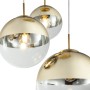 Moderne, goldfarbige Globo Pendelleuchte Varus mit drei Glasschirmen.