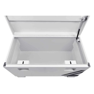 Offene Zipper Werkzeugbox ZI-WKB91 aus Weißaluminium. Robuster Metallkoffer mit Gasdruckfeder für Werkzeugaufbewahrung.