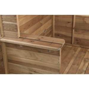 Detailansicht: SwingKing Spielhaus Laura aus Holz, Veranda mit Theke.