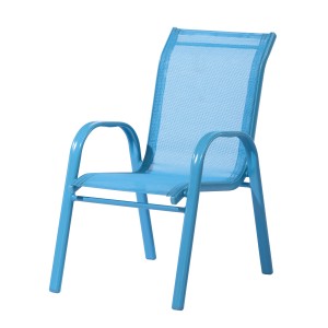 Blauer Kinderstuhl Glenoma, wetterfest und stapelbar, für Garten und Terrasse.