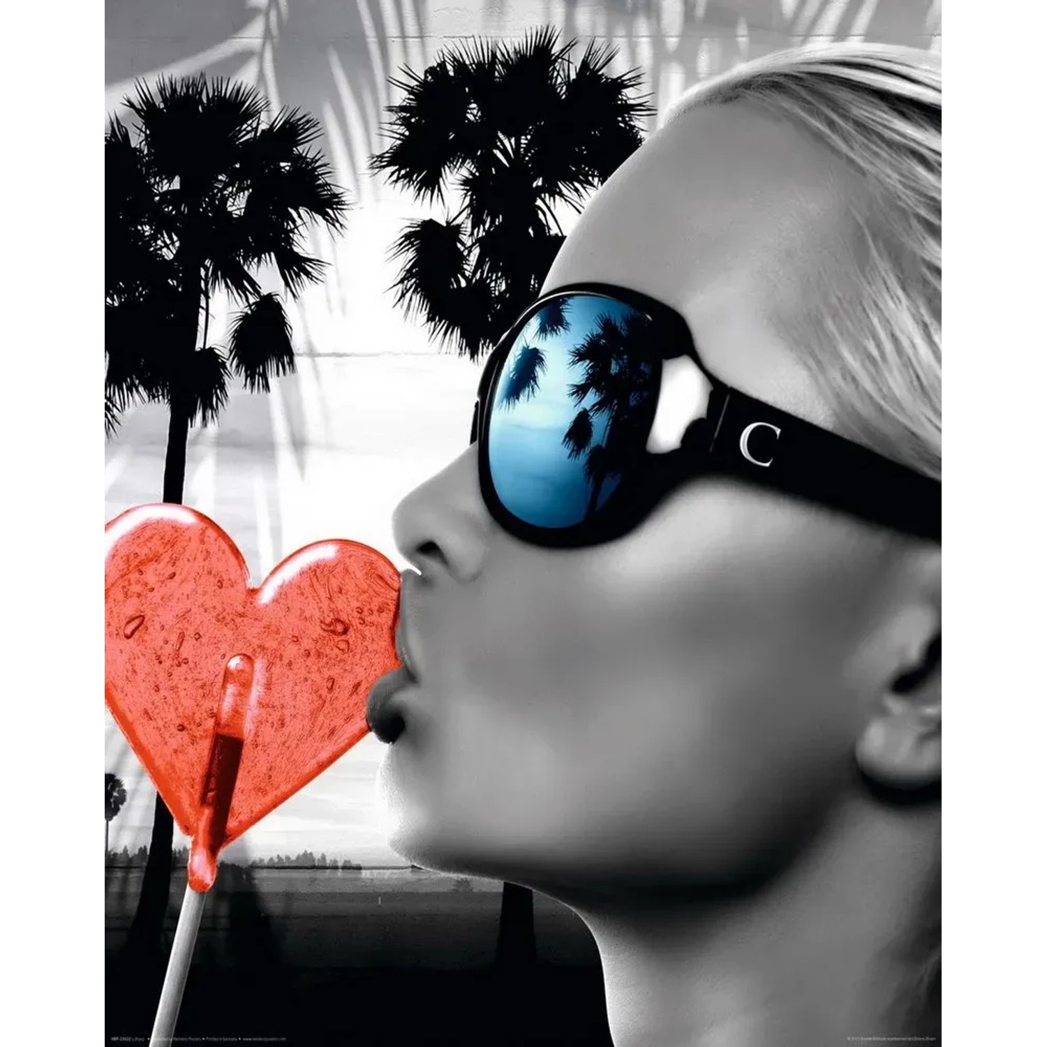 Deco Panel Fertigbild mit Frau, Herz-Lollipop und Palmen im Hintergrund, 40x50 cm.