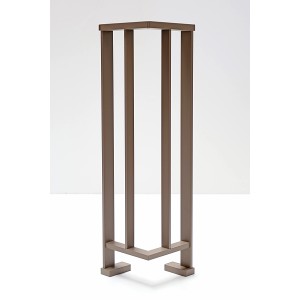 Dieda Eckset Linus in Taupe aus Aluminium für Treppen und Geländer.