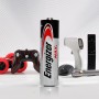 Energizer Max AA Batterie (8er-Pack) mit Spielzeug, Thermometer, Maus, Fernbedienung und Taschenlampe.