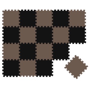 LittleTom Baby & Kinder Puzzlematte, 18 Stück, schwarz-braun im Schachbrettmuster verlegt. Ein Einzelteil liegt daneben.