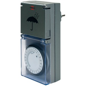 Brennenstuhl Zeitschaltuhr MZ 44, mechanisch, mit IP44 Schutz und 24h Programm.
