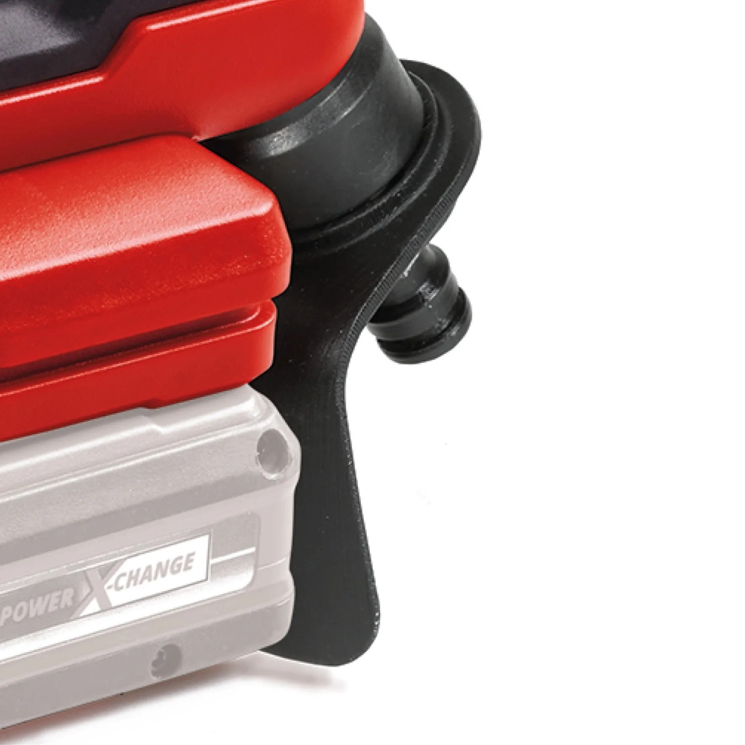 Detailaufnahme: Einhell Akku-Druckreinigerpistole Power X-Change mit Spritzwasserschutz.