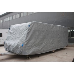 Graue Wohnwagen Abdeckhaube Größe S von Garden Pleasure schützt vor Wettereinflüssen und Schmutz.