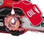 Detailaufnahme der Einhell Akku-Kettensäge Fortexxa 18/30 mit Ölzufuhr-Symbol.