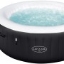 Bestway Lay-Z-Spa Miami AirJet, aufblasbarer, runder Whirlpool in Schwarz mit Pumpe und Wasser.