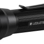 Schwarze Ledlenser P5 Core LED Taschenlampe aus Aluminium mit Clip.