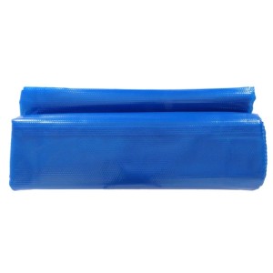 Blaue MCW Pool Abdeckung, 3x2 m, rechteckig, 400 µm Stärke.