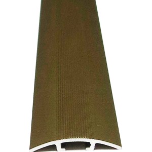 Messingfarbenes Parkettübergangsprofil aus Aluminium, 2500 mm lang, für einen sauberen Übergang.
