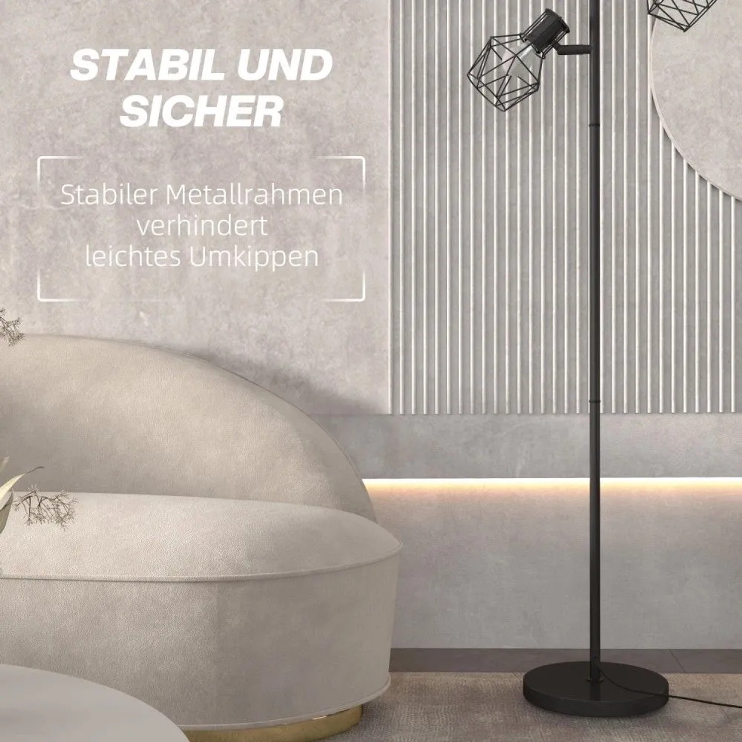 Schwarze HOMCOM Stehlampe mit 3 E27 Fassungen, stabilem Metallrahmen und rundem Fuß in modernem Wohnzimmer. Innenleuchte.