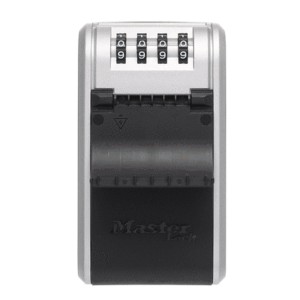 Master Lock Schlüsseltresor 5481EURD zur Wandmontage mit Zahlenschloss.