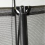Detailaufnahme Sicherheitsnetz und Pfosten vom grünen EXIT Silhouette Bodentrampolin (D244cm).