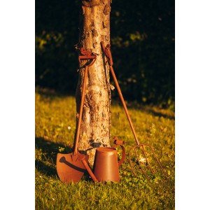 Ferrum Art Deko-Figur Spaten mit Vogel, 95 cm, Edelrost, Gartendeko am Baum.