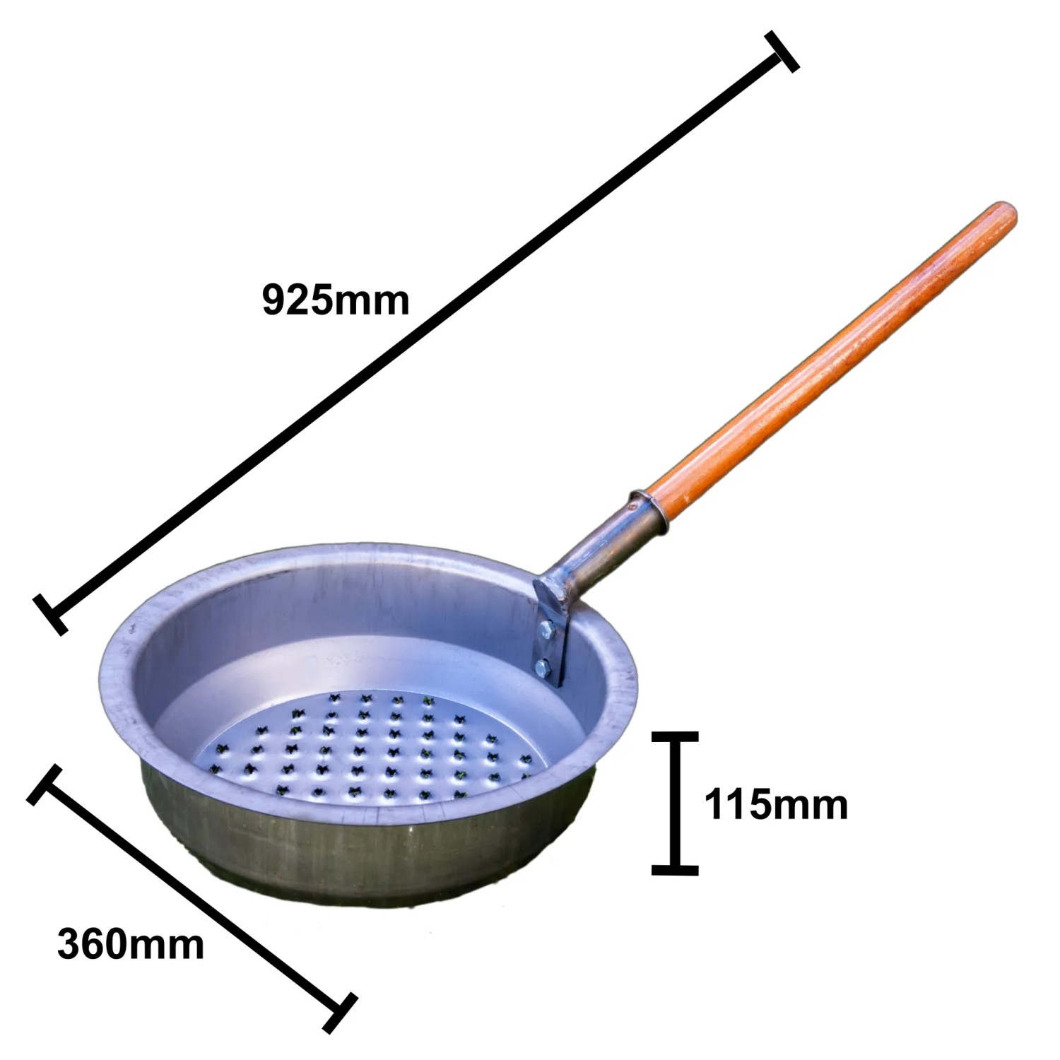 GuC Maronipfanne aus Stahl, Ø 36cm, mit langem Holzstiel. Ideal für geröstete Kastanien vom Grill.