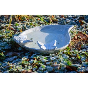Dobar Vogelbad Foglia mit Schmetterlingen, Keramik, Gartendekoration.