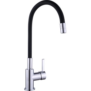 baliv Küchenarmatur KI-1820 Chrom-Schwarz mit flexiblem, schwarzem Silikonauslauf.
