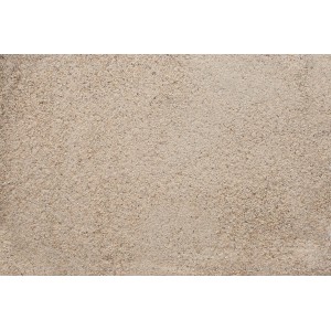 Beiger Quarzsand, Körnung 0,06-1 mm, im 25 kg PE-Sack für vielseitige Anwendungen.