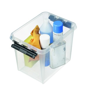 Transparente SmartStore Aufbewahrungsbox Classic 13L mit Reinigungsutensilien.