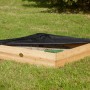 Axi Sandkasten Amy aus FSC®-Holz mit Abdeckung und Stauraum, 115x115 cm.