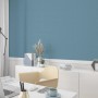 Blaue Marburg Vliestapete mit leichter Struktur im modernen Büro-Ambiente.
