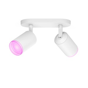 Weißer Philips Hue LED-Spot Fugato, 2-flammig, mit farbiger Ambiente-Beleuchtung.