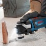 Bosch Professional GOP 40-30 Multicutter in Aktion mit Zubehör in L-Boxx.
