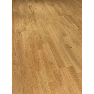 Parkettmuster Eiche astig matt, Schiffsboden-Optik. Holzstruktur und Farbton gut erkennbar.