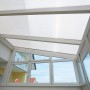 Helle Hohlkammerplatte Thermo Sun als Kunststoffbedachung für Wintergarten.