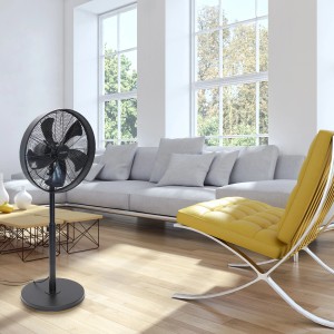 Schwarzer, höhenverstellbarer Vasner Standventilator Ventury S aus Metall mit Oszillation im Wohnraum.