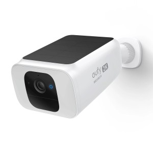 Eufy Solo S40 Überwachungskamera mit Solarpanel, weiße Kamera für den Außenbereich.
