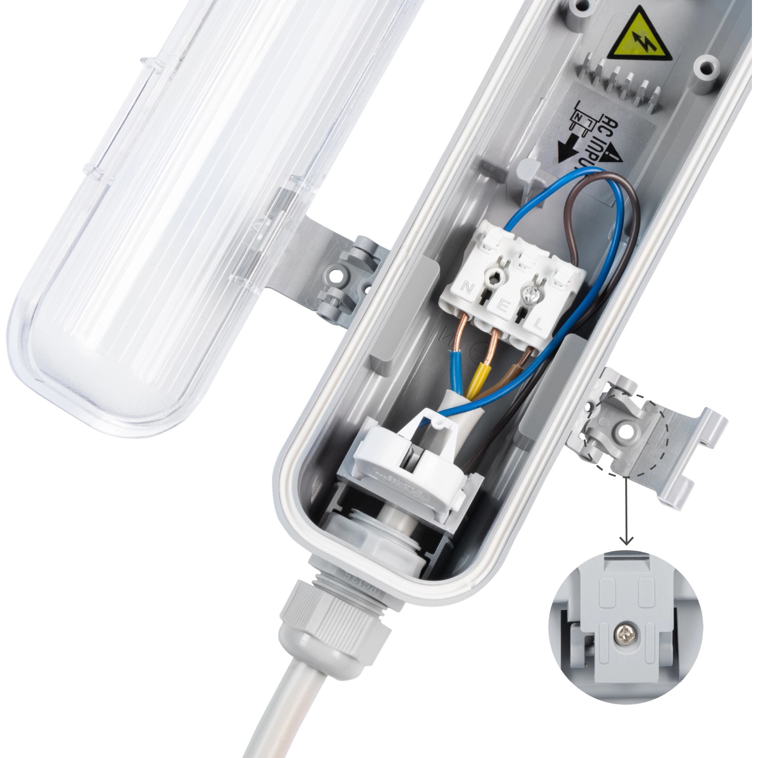 Geöffnete graue LED-Feuchtraumleuchte 17,5W mit Einblick auf die Verkabelung.