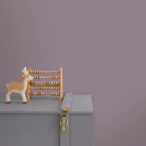 Little Dutch Wandfarbe Pure Mauve, matte Malve für Wände und Decken im Kinderzimmer.