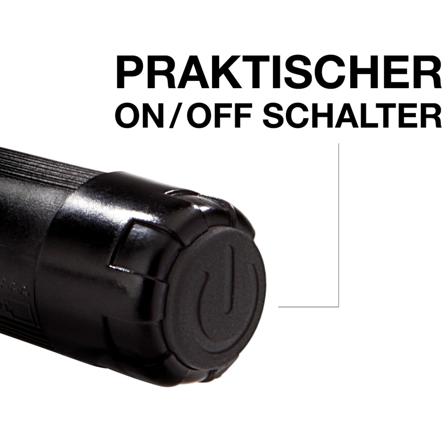 Detailaufnahme: Schwarze Energizer X-Focus Taschenlampe mit praktischem Ein/Aus-Schalter.