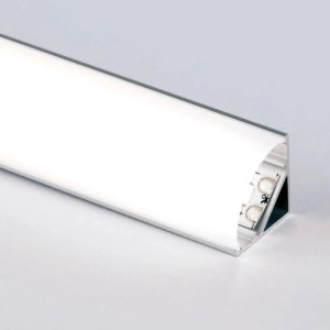 Orion Lightstyle Aluminium Eckprofil 1M mit opalweißem Diffusor für LED Streifen in 90°-Ecken.