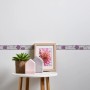 Selbstklebende A.S. Création Borte mit Blumenmuster in Violett-Grau, 5 m x 5 cm.