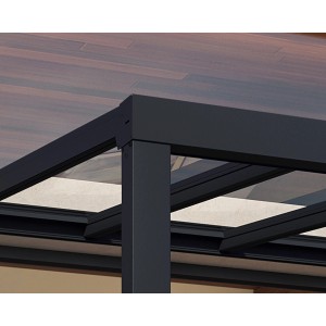Detailaufnahme: Palram Canopia Terrassenüberdachung Stockholm mit anthrazitfarbenem Aluminiumrahmen und Polycarbonat-Dach.