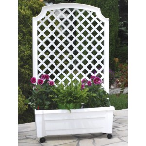 Weißer KHW Pflanzkasten Calypso mit Spalier und Bewässerungssystem, bepflanzt mit Blumen.
